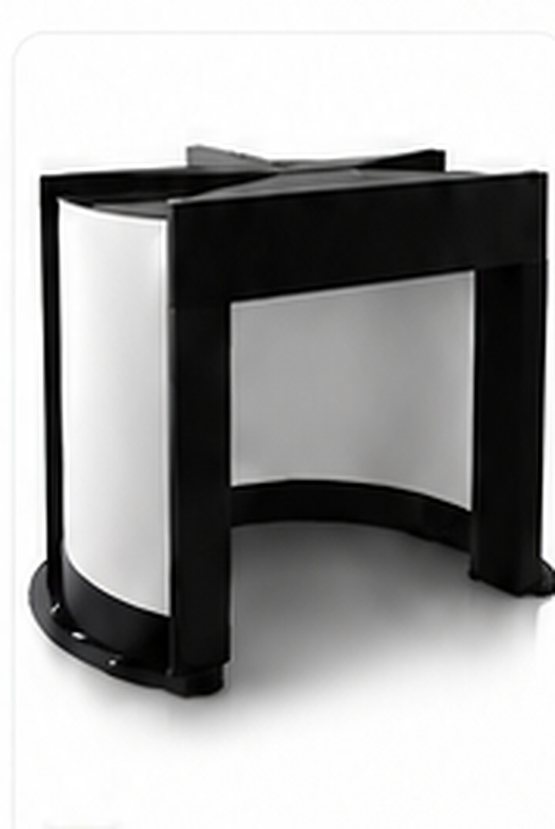 Curved projector simulator screen
